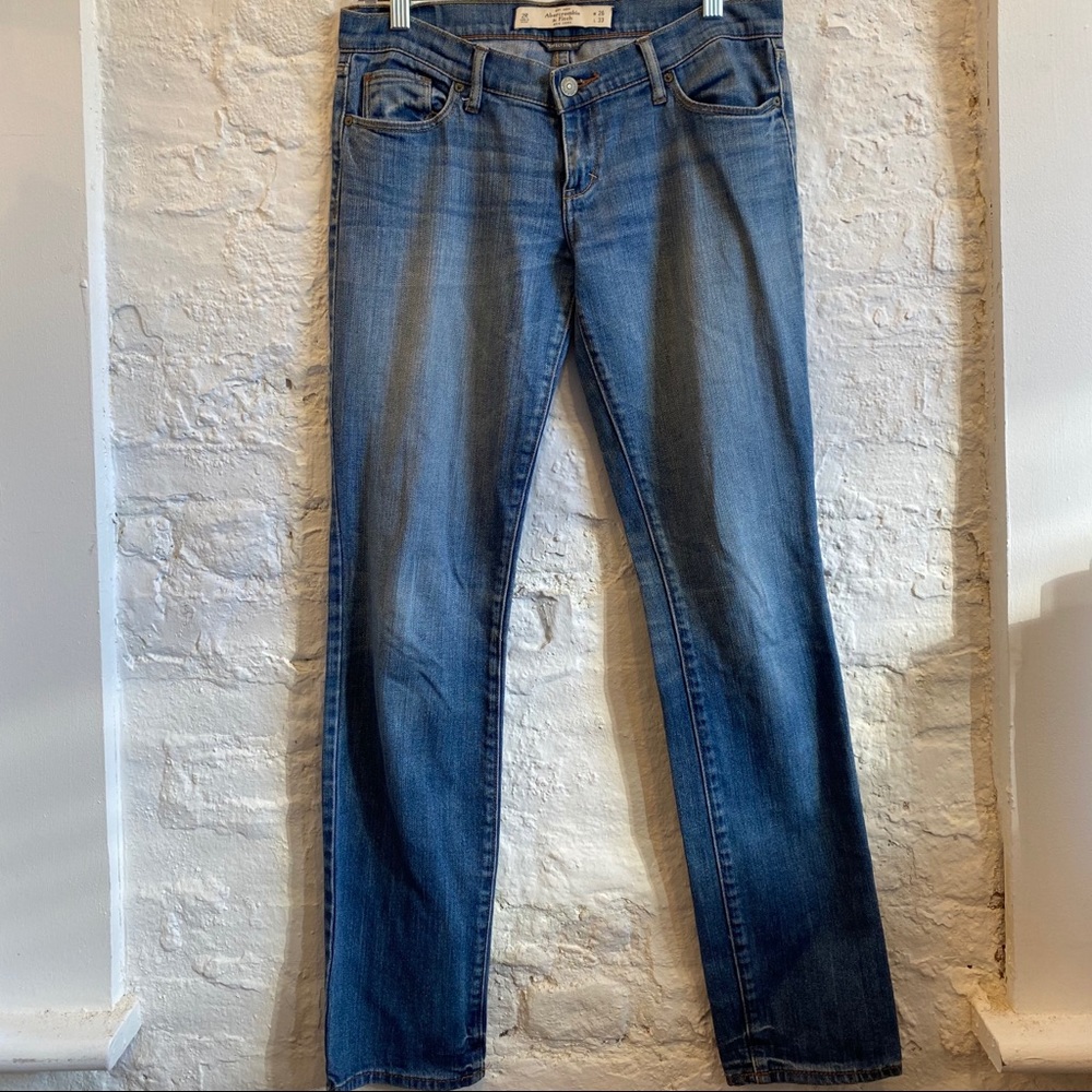 ABERCROMBIE & FITCH JEANS